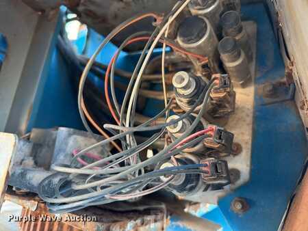 Telescopic boom lift 2008  Genie TZ34 (27)