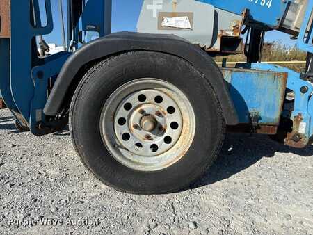 Telescopic boom lift 2008  Genie TZ34 (32)