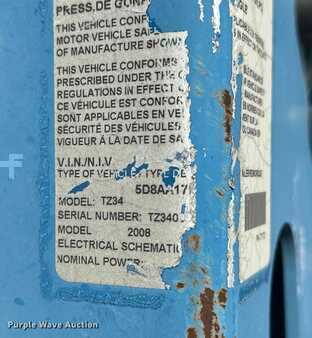 Telescopic boom lift 2008  Genie TZ34 (35)