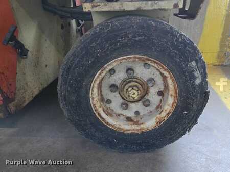 Plataforma Tijera - JLG CM-2033 (28)