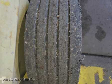 Plataforma Tijera - JLG CM-2033 (31)