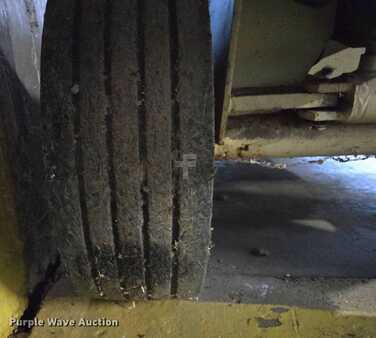 Plataforma Tijera - JLG CM-2033 (32)