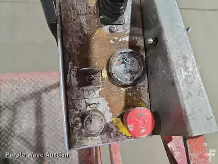 Vertical mast lift - Skyjack SJ16 (20)