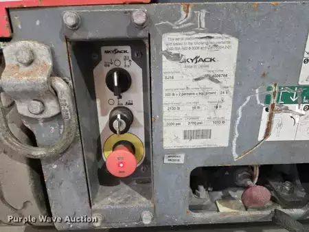 Vertical mast lift - Skyjack SJ16 (28)