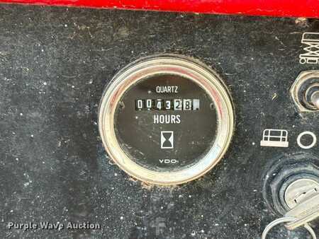 Scissor lift 2022  MEC Micro 19 (16)