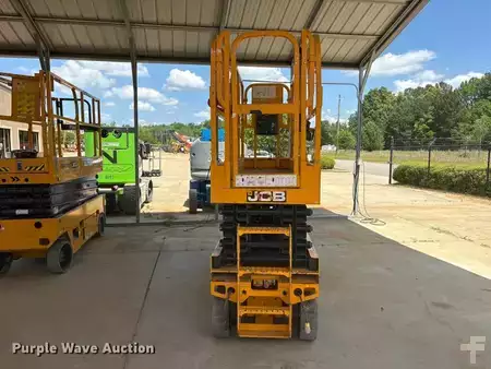 Scissor lift 2017  JCB S2632E (2)