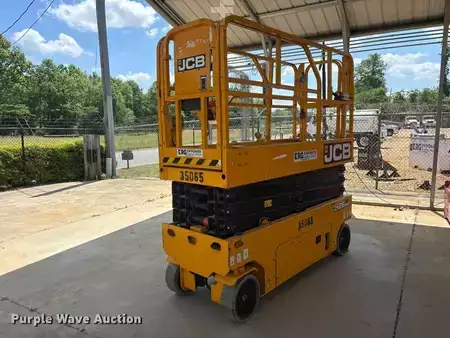 Scissor lift 2017  JCB S2632E (5)