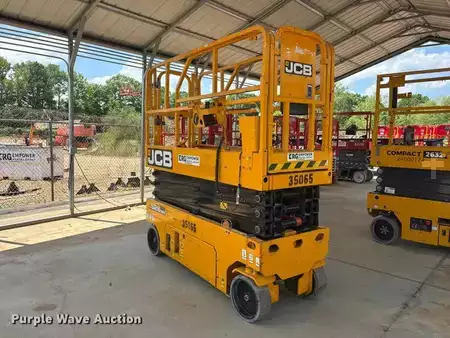 Scissor lift 2017  JCB S2632E (7)