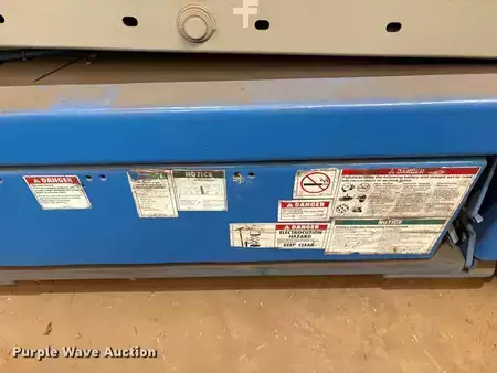Scissor lift 1999  Genie GS-2646 (10)