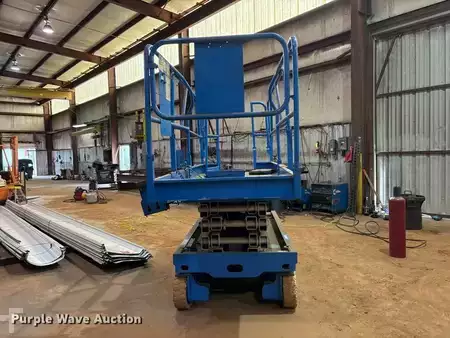 Scissor lift 1999  Genie GS-2646 (2)