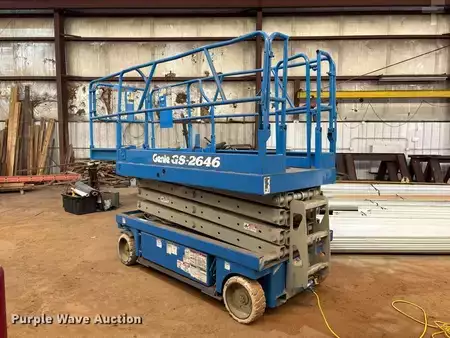 Scissor lift 1999  Genie GS-2646 (7)