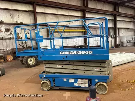 Scissor lift 1999  Genie GS-2646 (8)