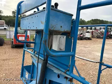 Telescopic boom lift 2006  Genie S-60 (14)