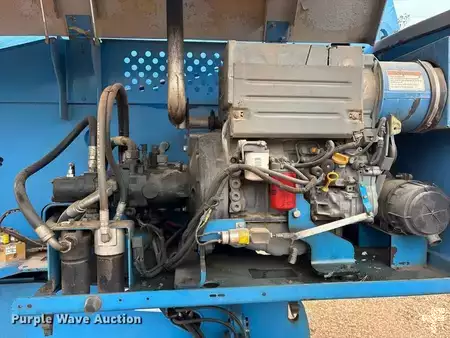 Telescopic boom lift 2006  Genie S-60 (32)