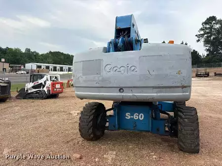 Telescopic boom lift 2006  Genie S-60 (6)