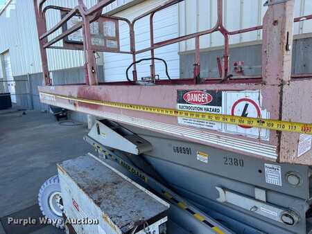 Scissor lift - MEC 3068ES (16)