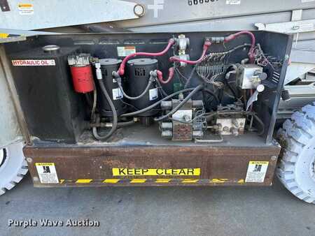 Scissor lift - MEC 3068ES (28)