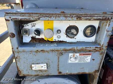 Scissor lift 2005  MEC 2633ES (11)