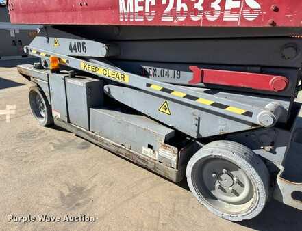 Scissor lift 2005  MEC 2633ES (13)