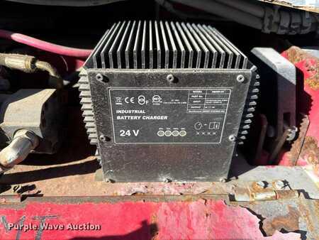 Scissor lift 2005  MEC 2633ES (16)