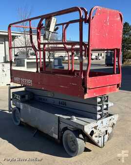 Scissor lift 2005  MEC 2633ES (3)