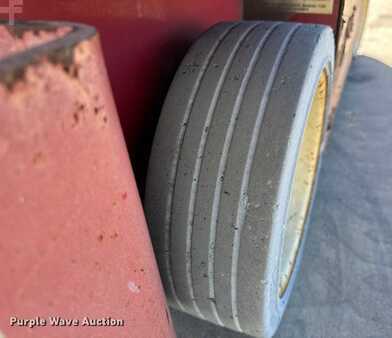 Scissor lift 2004  MEC 1932ES (27)