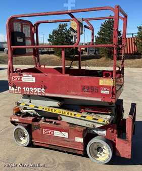 Scissor lift 2004  MEC 1932ES (8)