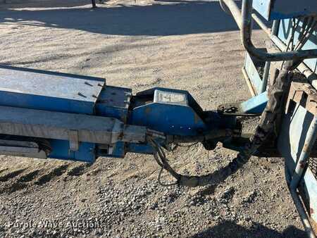 Telescopic boom lift 2002  Genie S80 (30)