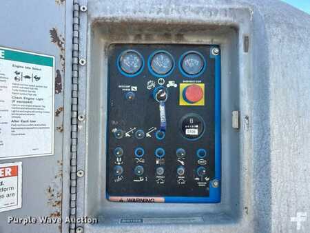 Telescopic boom lift 2002  Genie S80 (34)