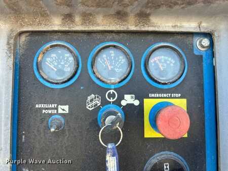 Telescopic boom lift 2002  Genie S80 (35)