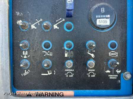 Telescopic boom lift 2002  Genie S80 (36)