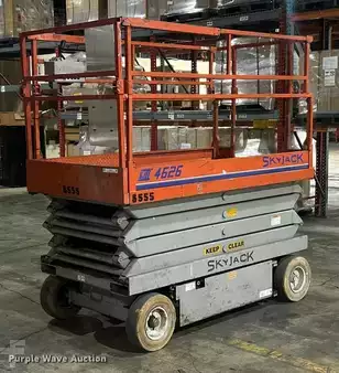 Scissor lift - Skyjack SJ4626 (1)