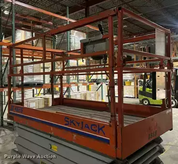 Scissor lift - Skyjack SJ4626 (11)