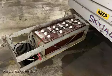 Scissor lift - Skyjack SJ4626 (21)