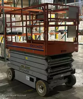 Scissor lift - Skyjack SJ4626 (3)
