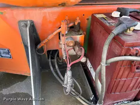 Telescopic boom lift 2007  JLG E400AJP Narrow (35)