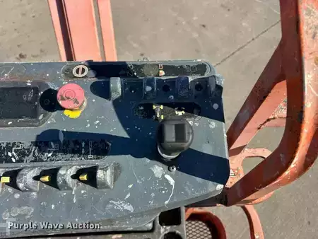 Telescopic boom lift 2007  JLG E400AJP Narrow (15)