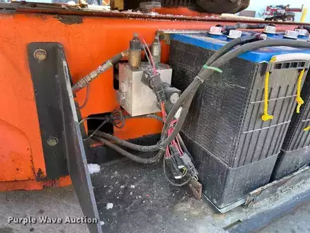 Telescopic boom lift 2007  JLG E400AJP Narrow (36)