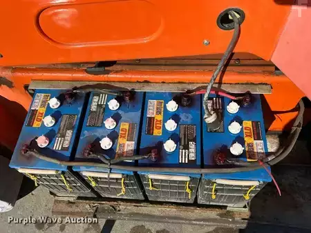 Telescopic boom lift 2007  JLG E400AJP Narrow (38)