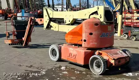 Telescopic boom lift 2007  JLG E400AJP Narrow (7)