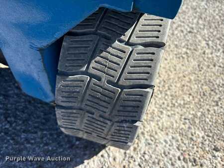 Scissor lift 2015  Genie GS-1930 (24)