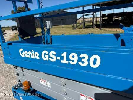 Scissor lift 2015  Genie GS-1930 (9)