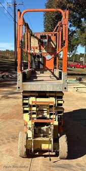 Plataforma Tijera 2009  JLG 2630ES (6)