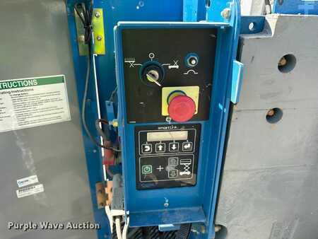 Vertical mast lift 2017  Genie GR-20 (17)