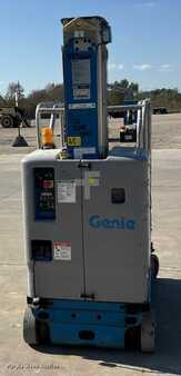 Vertical mast lift 2017  Genie GR-20 (6)