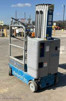 Vertical mast lift 2017  Genie GR-20 (7)