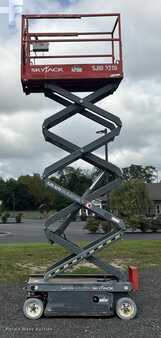 Scissor lift 2013  Skyjack SJIII 3219 (16)