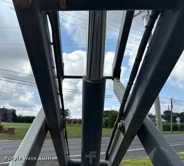 Scissor lift 2013  Skyjack SJIII 3219 (18)