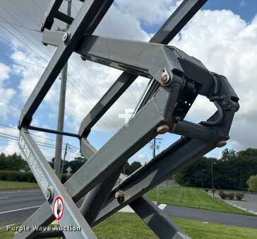 Scissor lift 2013  Skyjack SJIII 3219 (19)