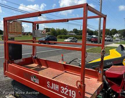 Scissor lift 2013  Skyjack SJIII 3219 (13)